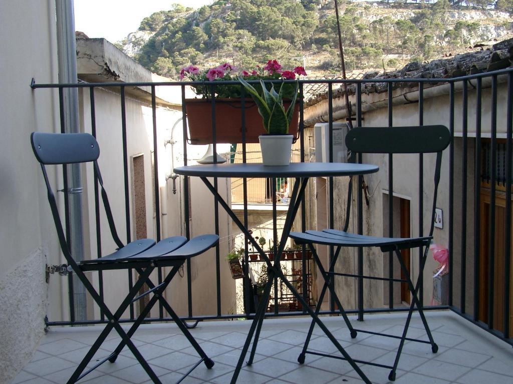 Bed and Breakfast Chicchi Di Melograno Módica Habitación foto